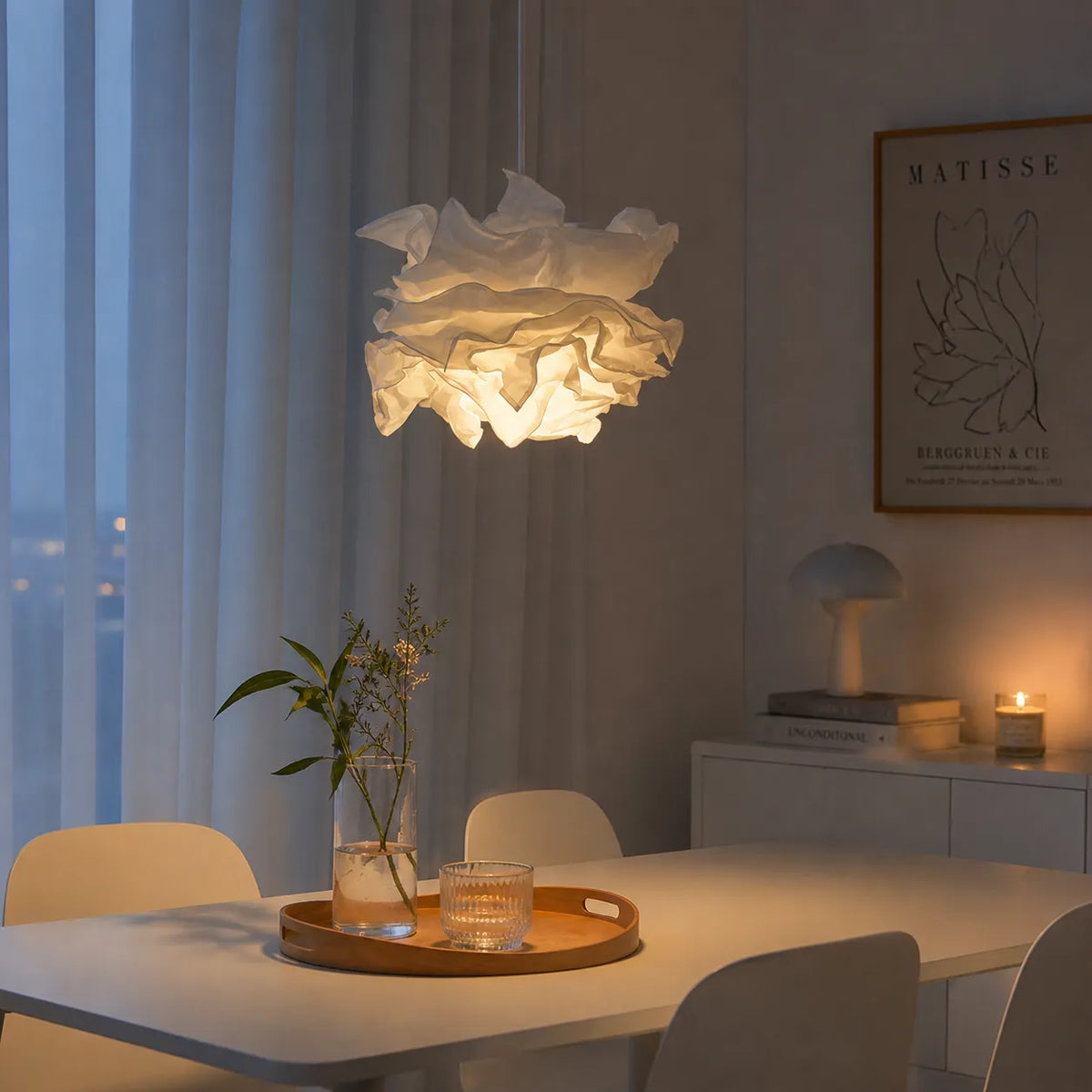 Suspension avec abat-jour en papier inspiré des nuages et lumière d’ambiance LED chaleureuse