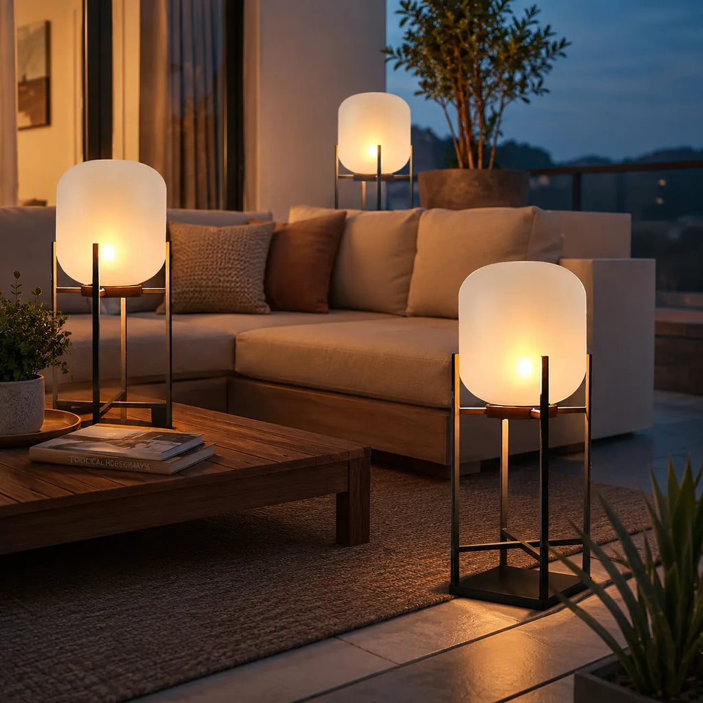 Solar-Stehlampe mit LED und wetterfestem IP65-Design zur Beleuchtung von Garten, Terrasse und Wegen