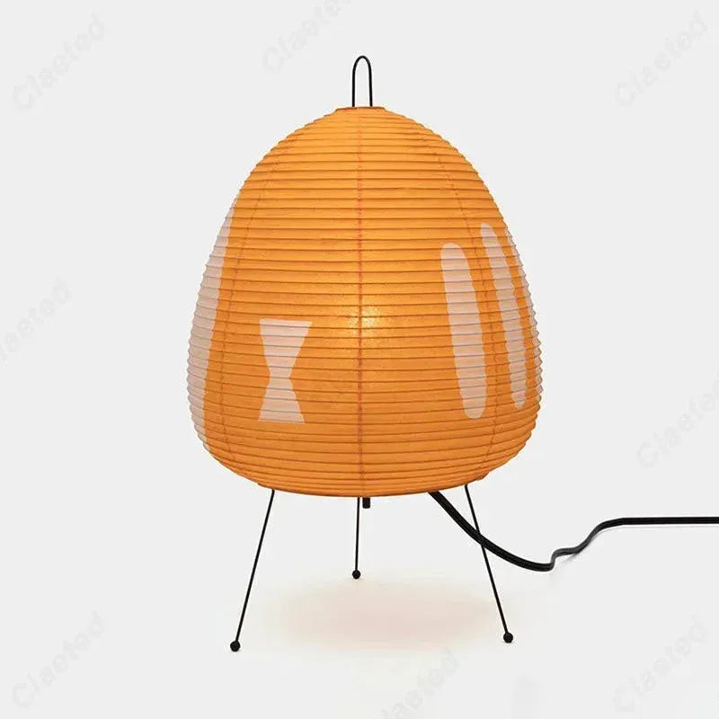 Kleine Tischlampe mit Reispapierschirm und minimalistischem, japanisch inspiriertem Design