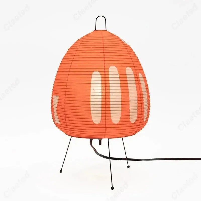 Kleine Tischlampe mit Reispapierschirm und minimalistischem, japanisch inspiriertem Design