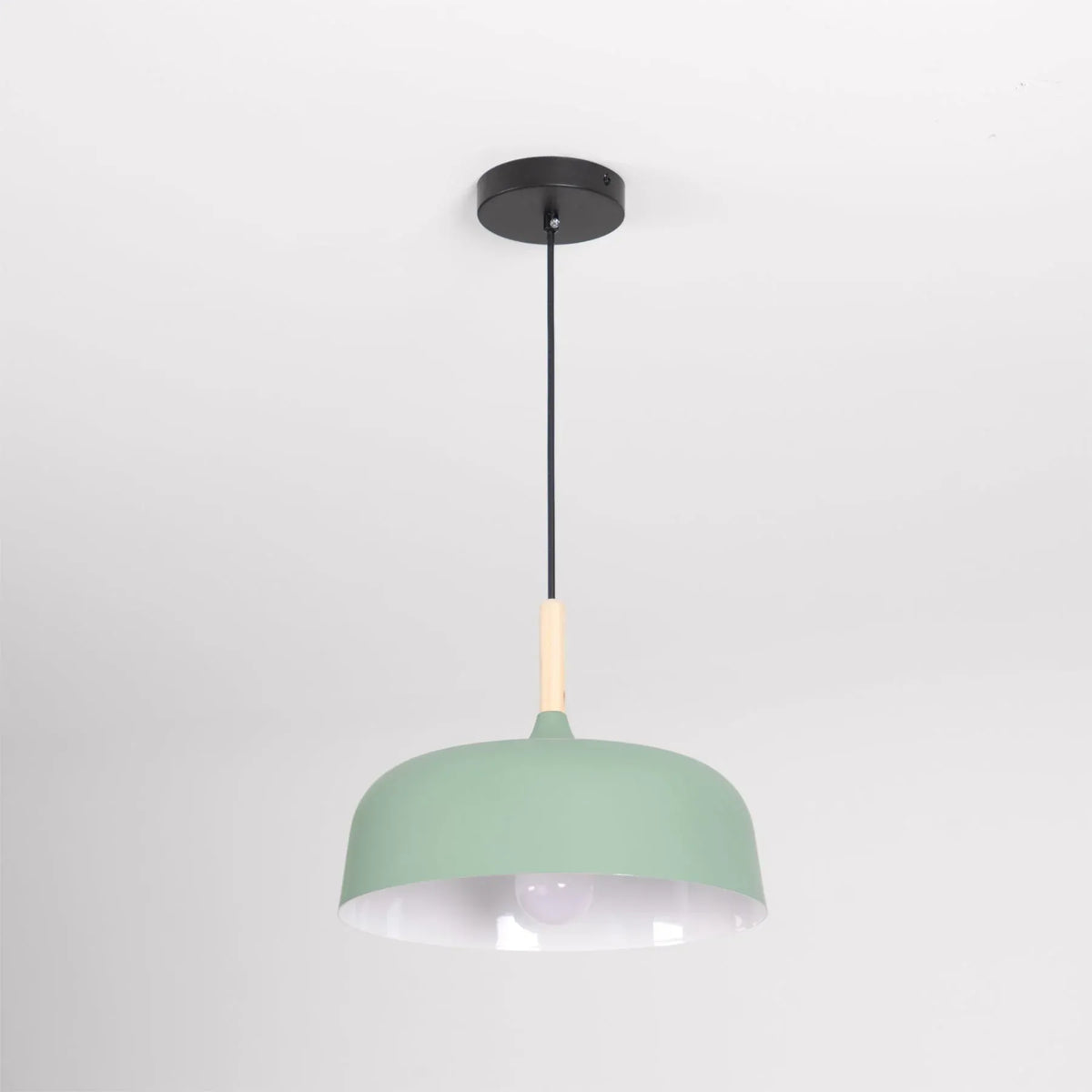 Pendelleuchte mit Holzakzent und minimalistischem Metalldesign für Wohnzimmer, Esszimmer und Küche