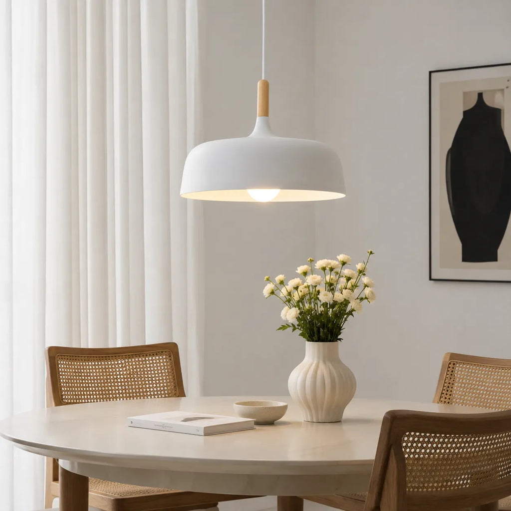 Pendelleuchte mit Holzakzent und minimalistischem Metalldesign für Wohnzimmer, Esszimmer und Küche