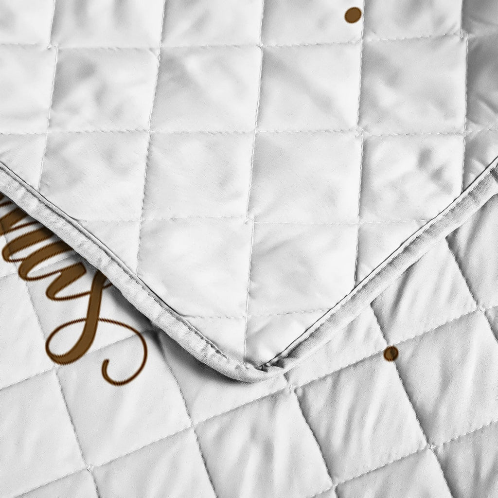 Christmas Bedding Set with Quilted Reindeer Print and Matching Pillow Shams - Image 4