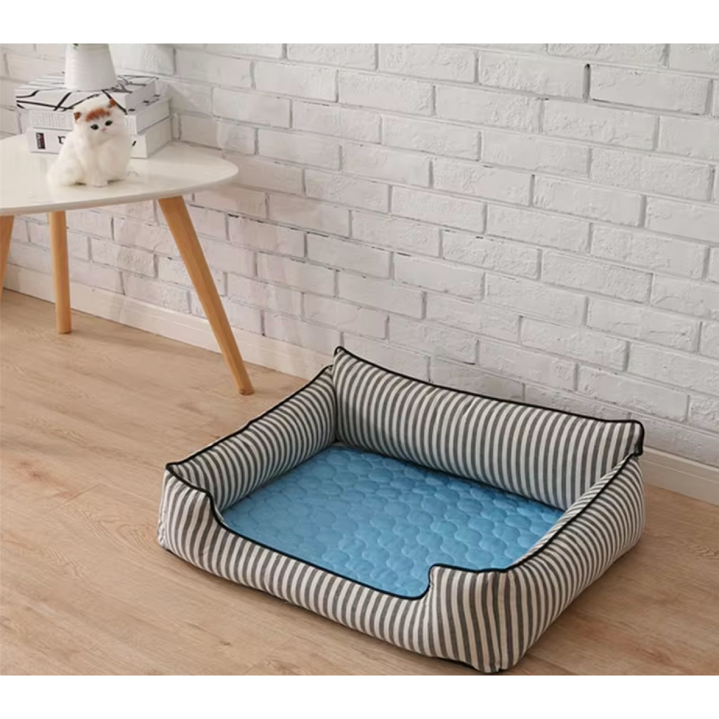 Cooling Pad for Dogs with Foldable Quilted Design and Breathable Mesh Backing - Image 3