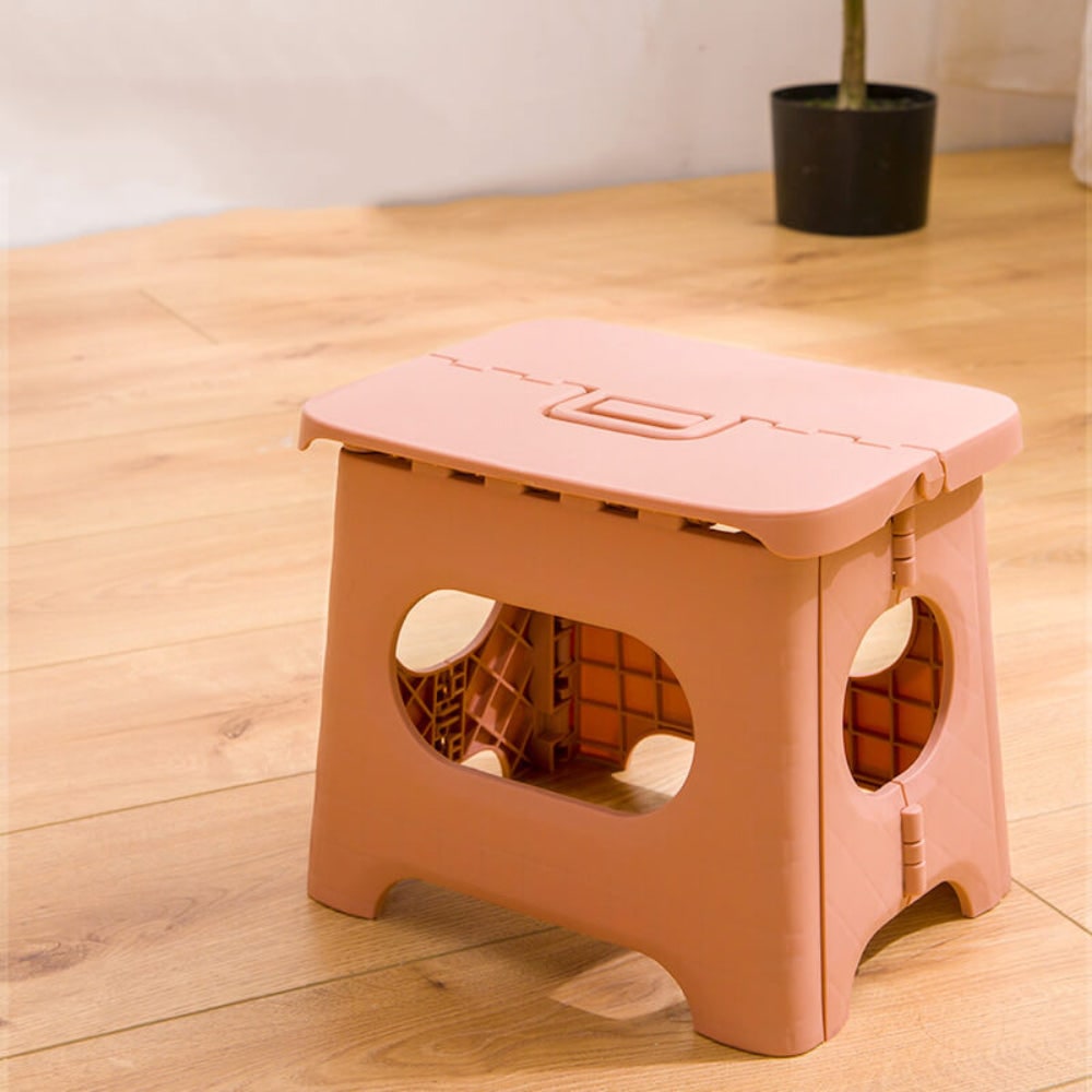 Folding Step Stool with Carrying Handle Portable Plastic Design for Home and Travel - Image 4