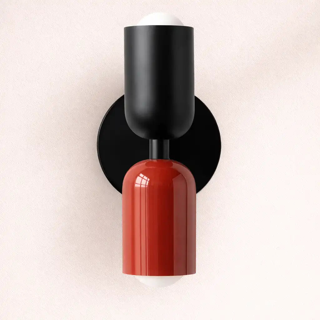 Wandbeleuchtung mit weich gestreutem Glas und minimalistischem Design