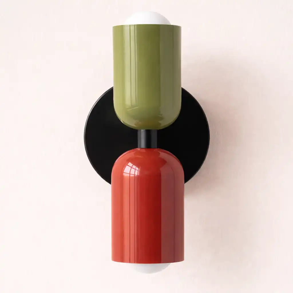 Wandbeleuchtung mit weich gestreutem Glas und minimalistischem Design