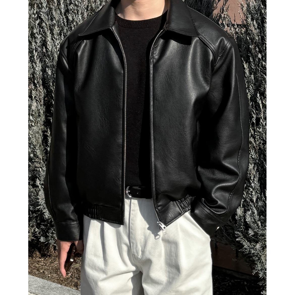 Men's Leather Bomber Jacket with Pointed Collar and Relaxed Fit - Image 2
